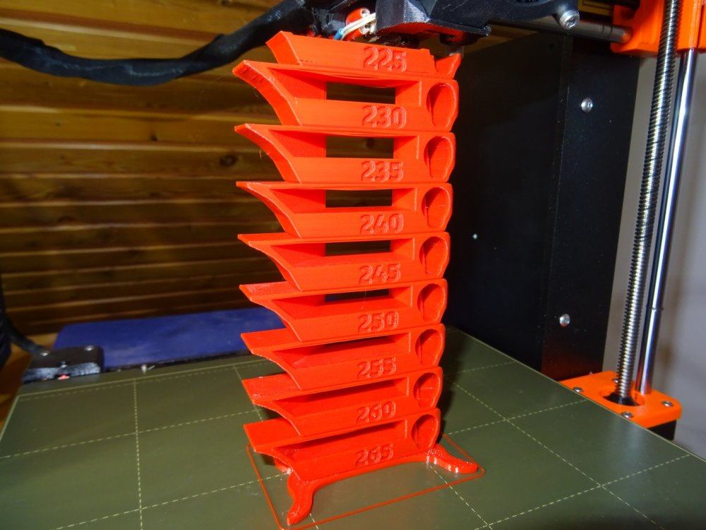 PETG 1kg Traffic Red - Aurapol - Image 3