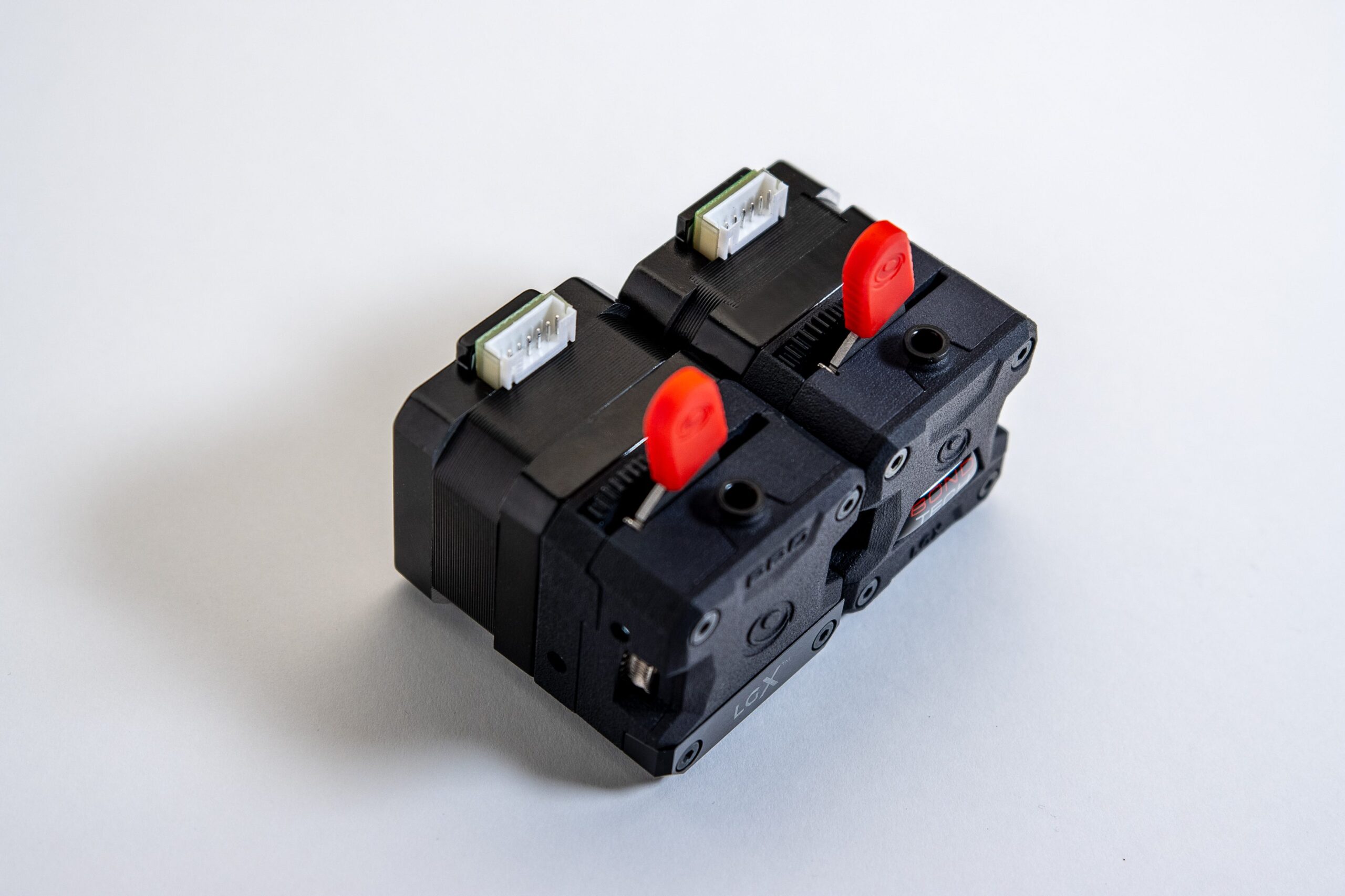 LGX PRO vs LGX eXtruders comparison